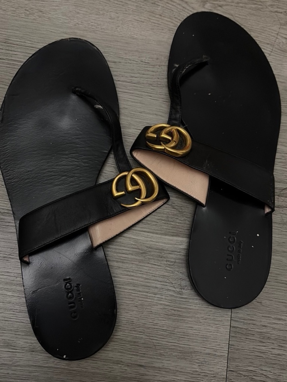 Gucci Black Leather Slide Sandals with Gold Double G